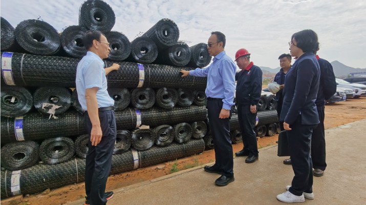 楊宇宏總經(jīng)理督查蘭州市政集團(tuán)承建項目